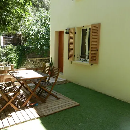 La Petite Maison Feriehus Ceyreste
